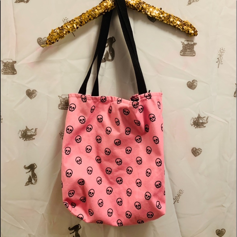 Hot Pink Skull Tote ☠️💖